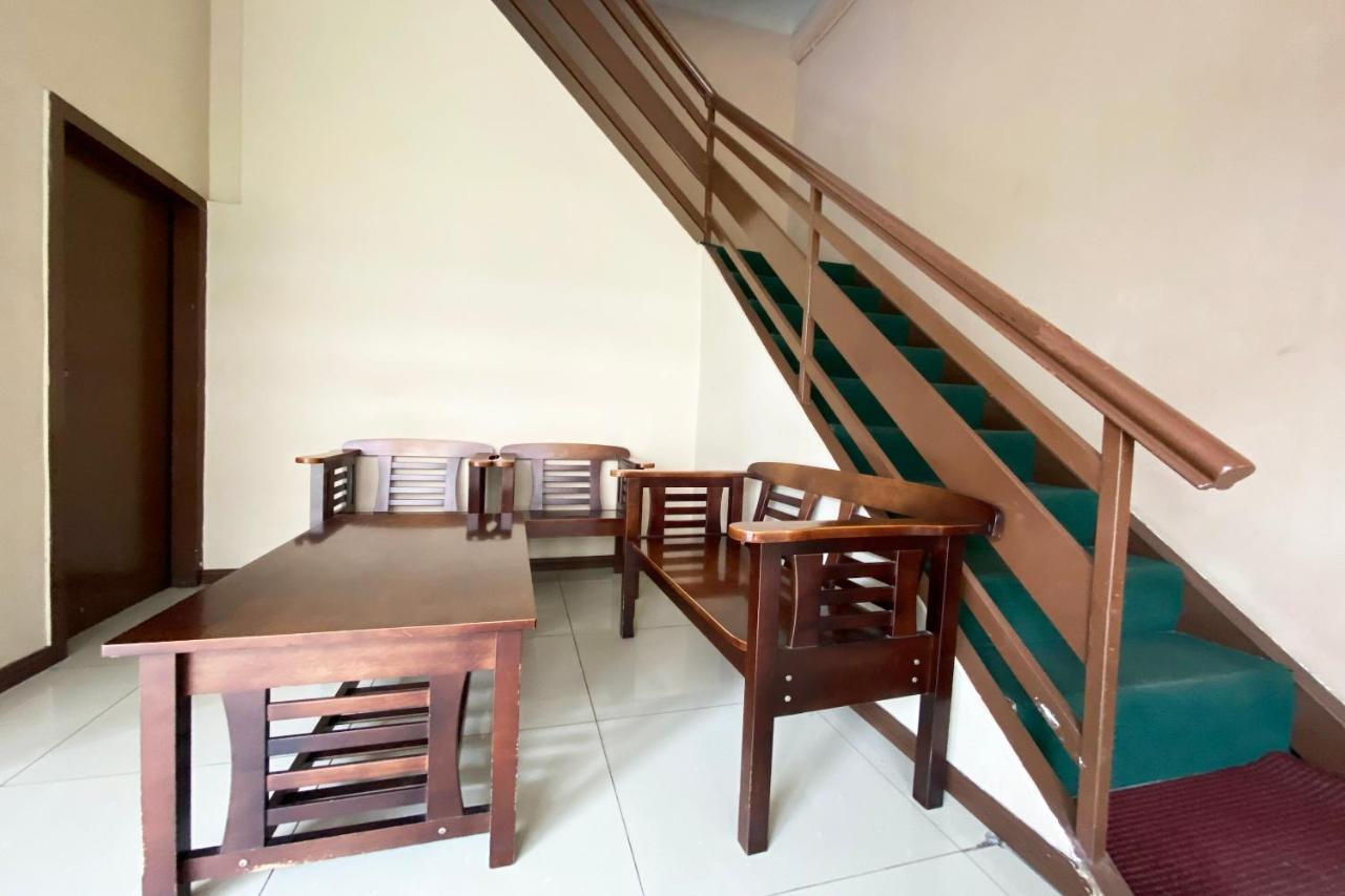 Oyo 90108 Hotel Kaya Kota Kinabalu Buitenkant foto