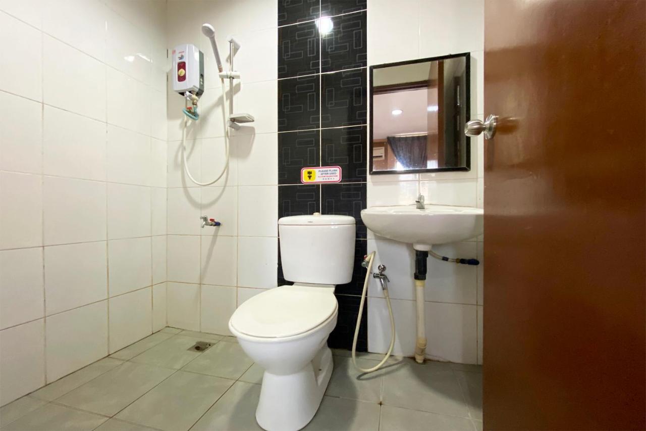 Oyo 90108 Hotel Kaya Kota Kinabalu Buitenkant foto